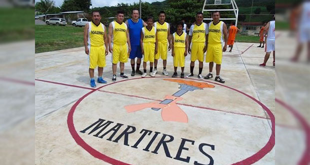 Inauguran cancha de usos múltiples en Francisco Z. Mena