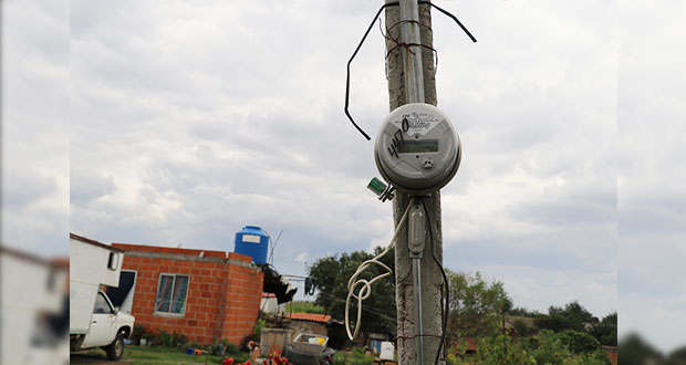 Antorcha gestiona electrificación para 4 calles de Tepalcatepec