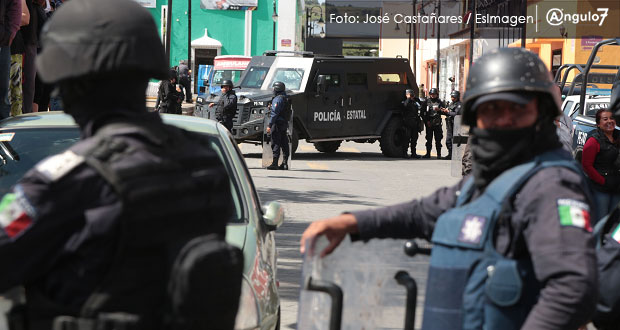 Liberan a mando de policía en Ciudad Serdán acusado de usurpar funciones