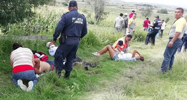 Desplome de avioneta en Juan C. Bonilla deja tres jóvenes heridos