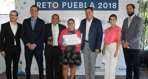 Premian a 6 proyectos y empresas ganadores del Reto Puebla