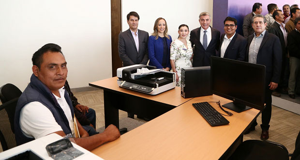 Gali entrega 88 nombramientos a jueces de registros civiles