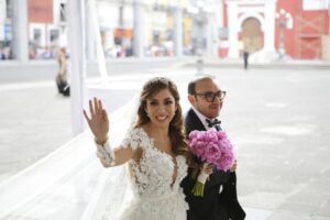 Llegada boda de Cesar Yañez