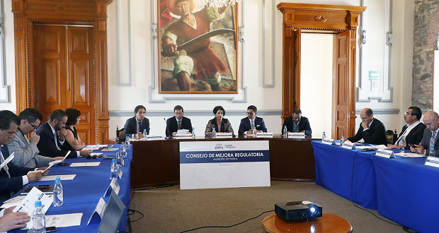 Facilitar trámites y catálogo en línea para impulsar nuevos negocios