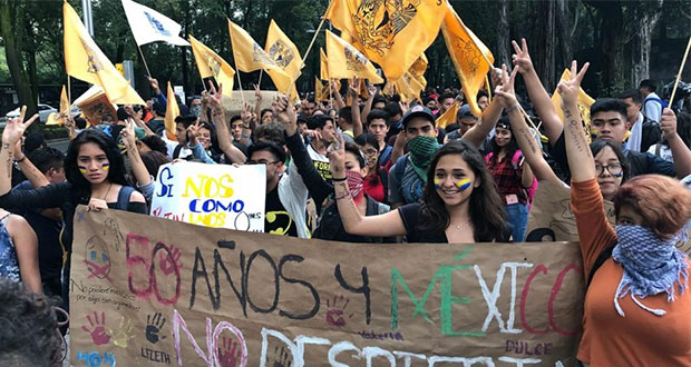 A 50 años de movimiento del 68, alumnos reviven Marcha del Silencio