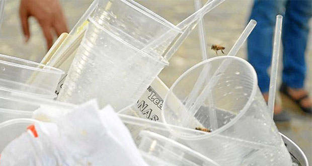 Para 2020, Francia prohíbe objetos de plástico no reciclables