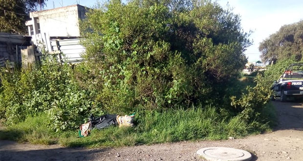 Encuentran encobijado cadáver de hombre en Papalotla, Tlaxcala