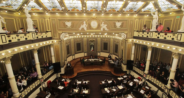 Se van directores del Congreso tras llegada de nueva legislatura
