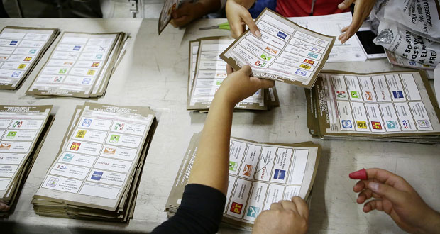 Morena envía a 300 a defender el voto en Tepjf; NA a 100 y PRI a 60