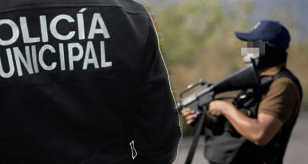 Comando golpea y despoja de armas a dos policías de Cañada Morelos