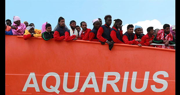Italia hace tambalear a Aquarius y su rescate a refugiados