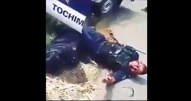 Sin dar ayuda, graban y se burlan de policías heridos en Tochimilco