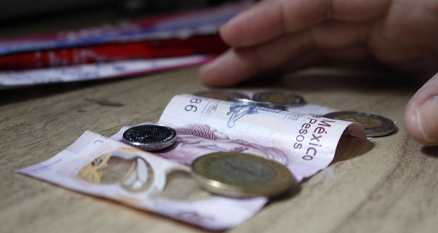 Coneval avala propuesta de AMLO para subir salario mínimo a $171