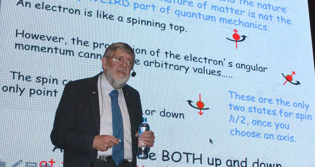 Premio Nobel de Física diserta sobre mecánica cuántica en BUAP
