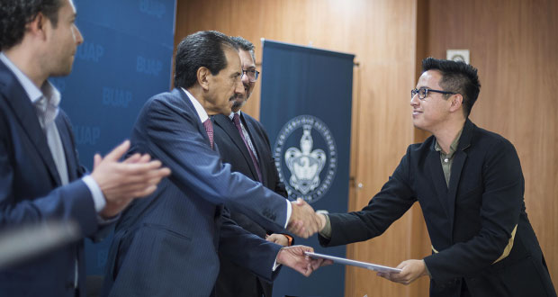 BUAP apoya desarrollo de alumnos con torneos de oratoria y deportes