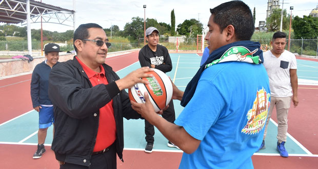 Ahuatempan crea Instituto Municipal del Deporte y nombra titular
