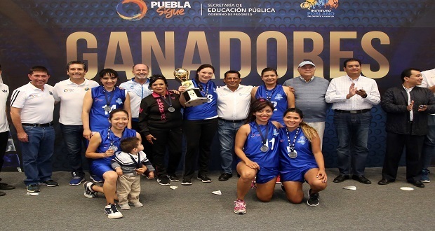 Participan 3 mil universitarios en 1ª Copa Basquetbol Puebla: SEP