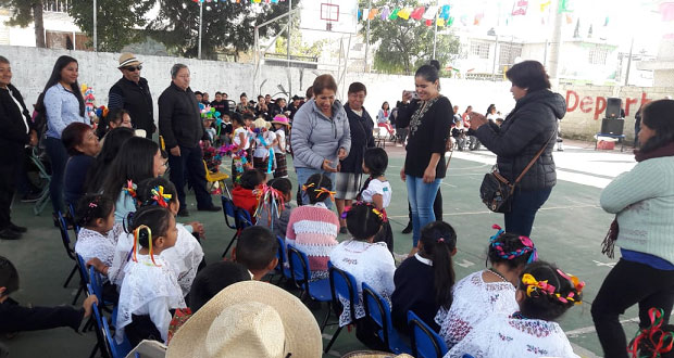 Antorcha inaugura aulas móviles en preescolar “Margarita Morán”