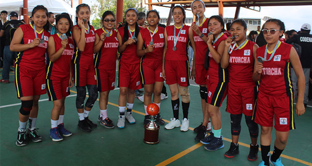 Puebla tiene representativo de Antorcha en torneo de basquetbol