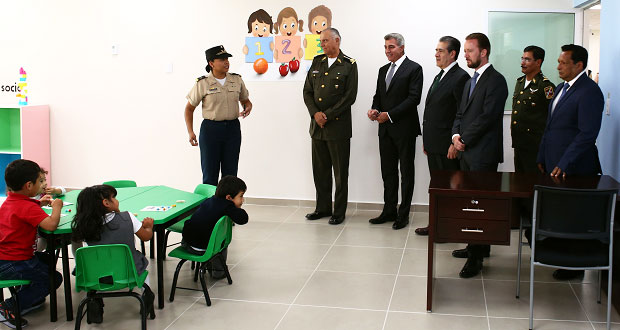 Sedena y gobierno estatal inauguran escuelas en la 25 zona militar
