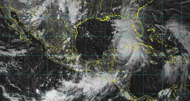 Huracán ''Michael'' amenaza Quintana Roo con lluvias y vientos