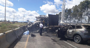 Choque en la Puebla-Orizaba deja al menos 1 muerto y 15 heridos