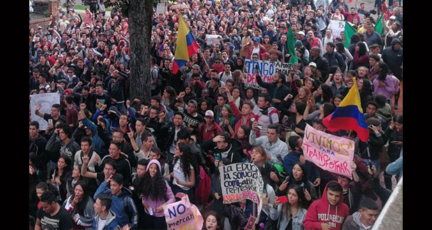 ¿Por qué se manifiesta la comunidad universitaria en Colombia?