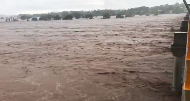 Huracán Willa desborda ríos en Nayarit y Sinaloa