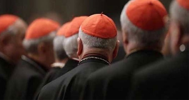 En Italia, han denuncia a 300 sacerdotes por pederastia: ONG