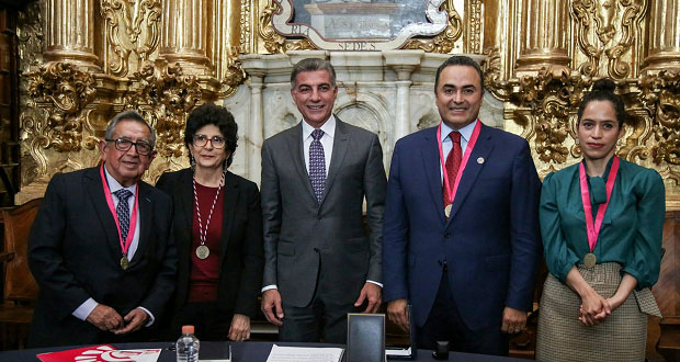 Gali preside instalación del Seminario de Cultura Mexicana