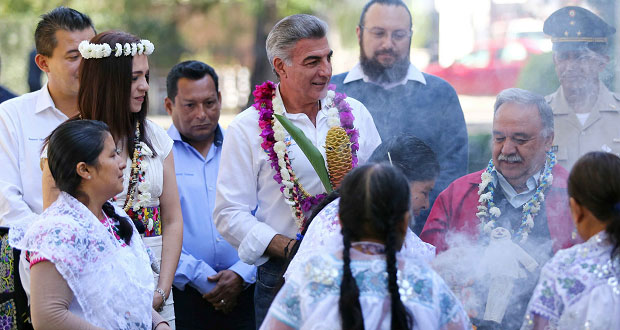 Gali reconoce labor de 396 terapeutas de medicina tradicional