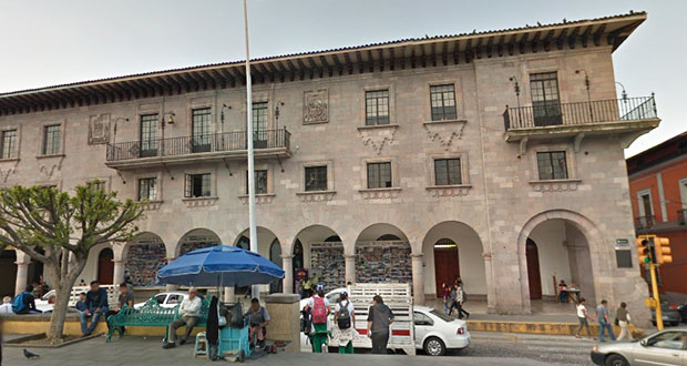 En San Lázaro, urgen atender conflicto laboral en Comuna de Teziutlán