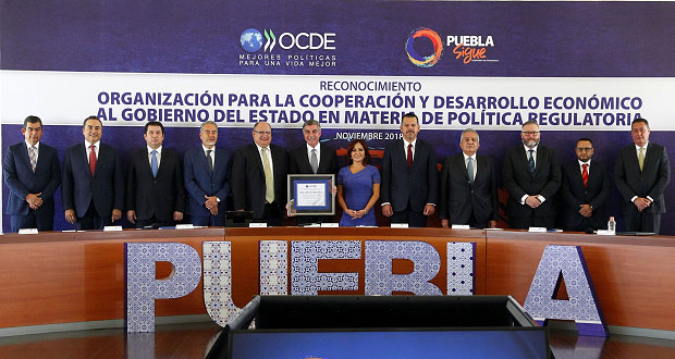 OCDE reconoce a gobierno estatal de Puebla por política regulatoria