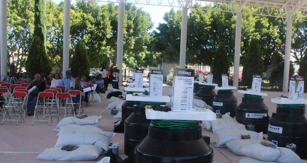 Comuna de Tepexi entrega 72 apoyos para hortalizas a campesinos