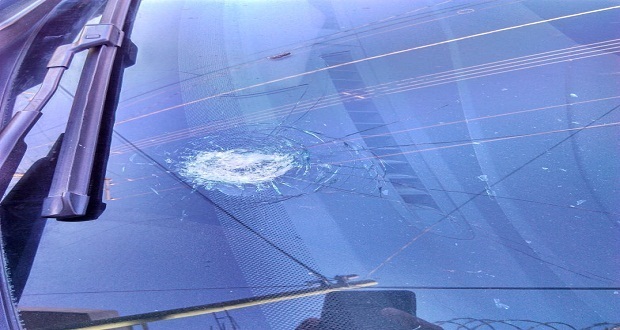 En la Virreyes-Teziutlán, apedrean autos para asaltarlos; autoridades, omisas