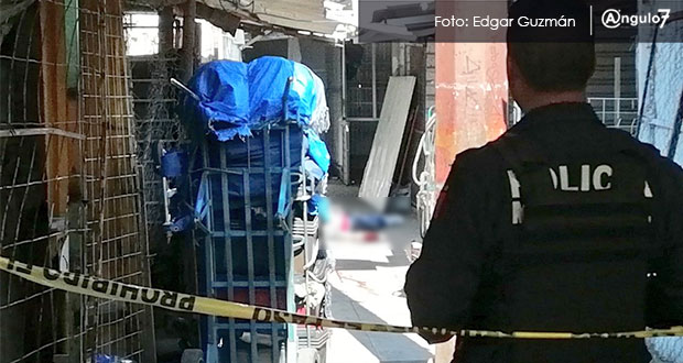 Comanda balea a locatarios del mercado La Unión