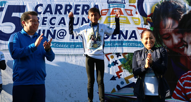 Más de mil personas participan en la carrera “Beca un niño indígena”