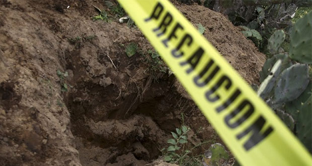 Madres Buscadoras hallan fosa con decenas de cuerpos en Jalisco