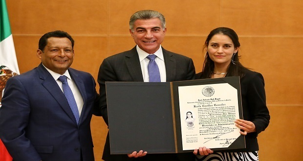Inicia el programa de digitalización de títulos profesionales