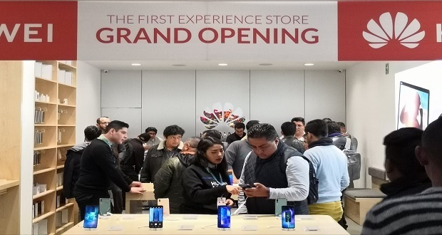 ¿Quiere cambiar de celular? Huawei abre su segunda tienda en México