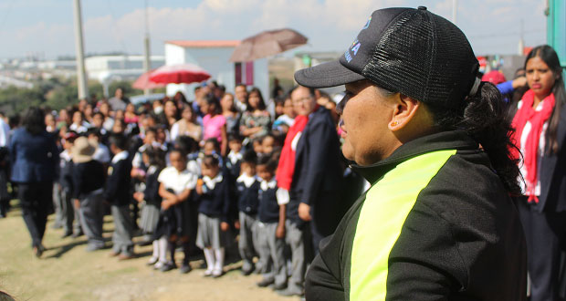 Inauguran obras en beneficio de colonias al norte de Puebla capital