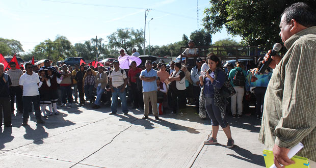 Antorchistas exigen a CFE en Tehuacán servicio doméstico de luz