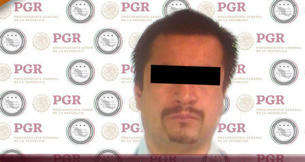 Detienen a agente de la FGE implicado en tortura a periodista Lydia Cacho