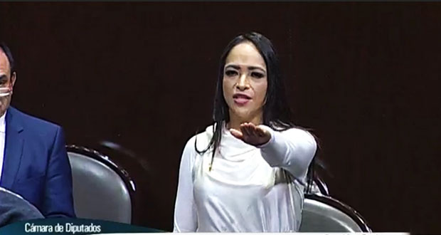 En San Lázaro, diputada poblana sube a secretaría en mesa directiva