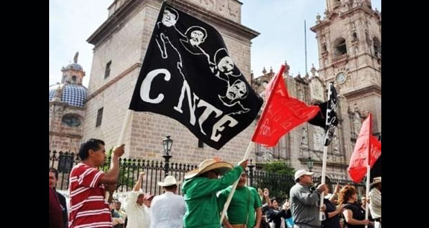 CNTE rechaza advertencia de SEP sobre descuentos por faltas