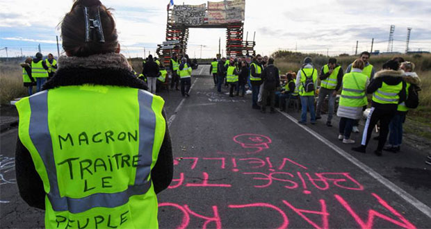 Por protestas, Francia suspende impuestos a gasolinas durante 6 meses