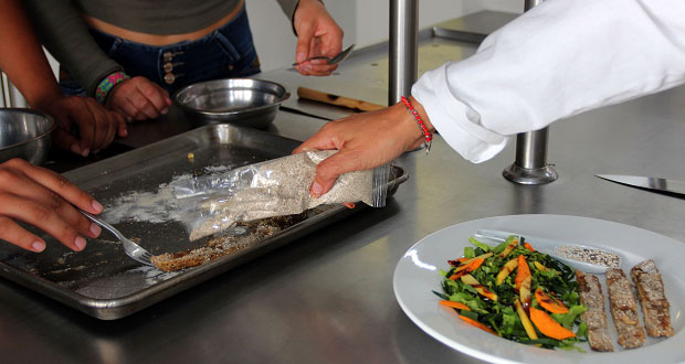 En BUAP, elaboran empanizador saludable a base de amaranto y chía