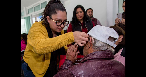 DIF municipal entrega aparatos funcionales a poblanos vulnerables