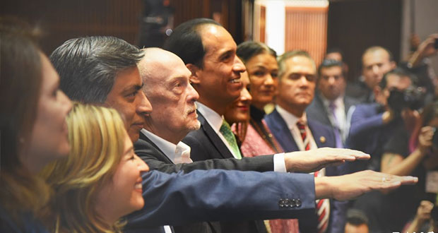 Esquivel y Heath rinden protesta como subgobernadores del Banxico
