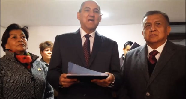 Diputado federal Héctor Jiménez se postula para gobernador interino